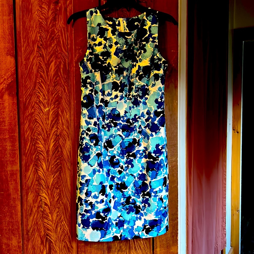 Blue pattern dress
